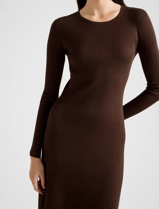 forever new  AMELIE A-Line Knitted Midi Dress with Scarf for Women | Best Price UAE